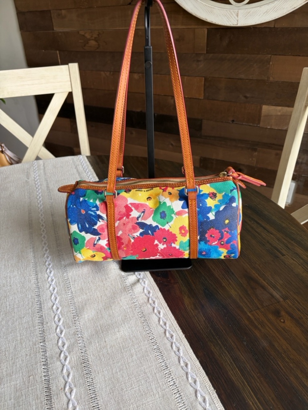 Dooney & Bourke Watercolor floral Barrel Bag๐๐โค๏ธ - Picture 2 of 16